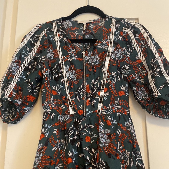 Maje size 1 puff sleeve dress ❣️⚪️🌀🌿 - Picture 3 of 6